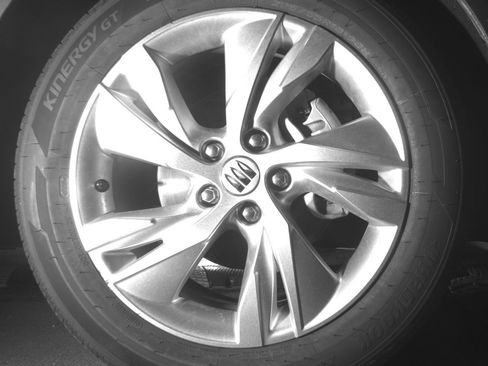 Used 2025 Buick Encore GX Preferred image 13