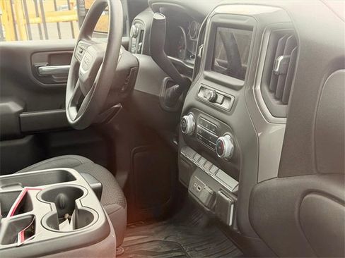 Used 2024 GMC Sierra 2500 Pro w/ Convenience Package image 15