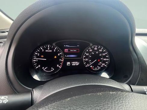 Used 2013 Nissan Altima 2.5 SL w/ Technology Pkg image 12