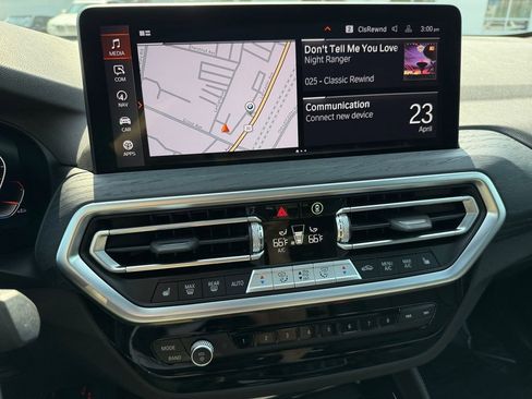 Used 2025 BMW X4 xDrive30i w/ Premium Package AWD/4WD image 19