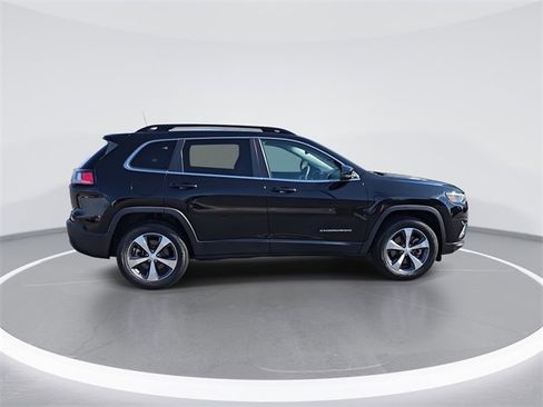 Used 2022 Jeep Cherokee Limited image 9