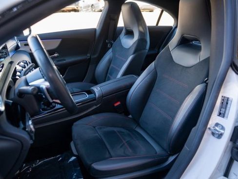 Used 2024 Mercedes-Benz CLA 250 image 32