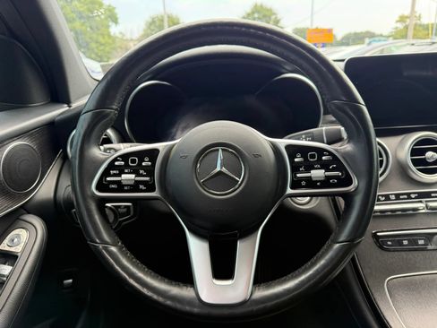 Used 2021 Mercedes-Benz GLC 300 4MATIC image 9