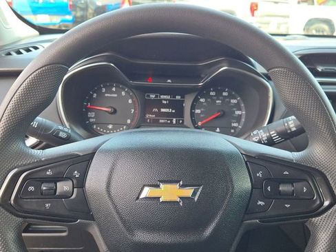 Used 2023 Chevrolet TrailBlazer LT FWD image 31