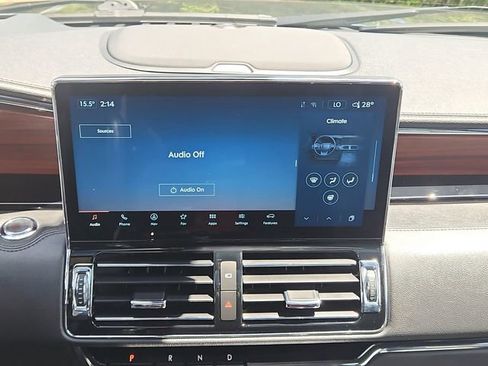 Used 2022 Lincoln Navigator L Reserve image 28