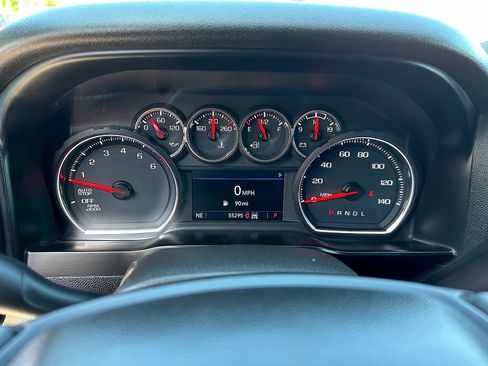 Used 2020 Chevrolet Silverado 1500 LT Trail Boss AWD/4WD image 16