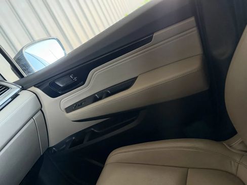 Used 2023 Honda Odyssey Touring image 42