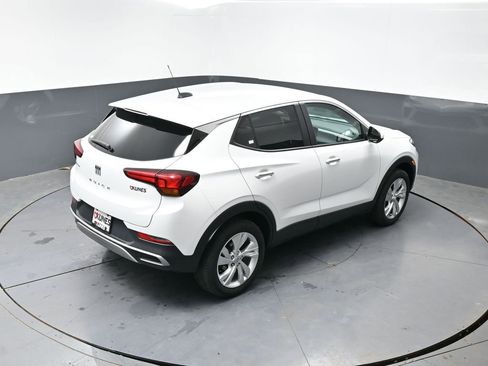 Used 2025 Buick Encore GX Preferred AWD/4WD image 43