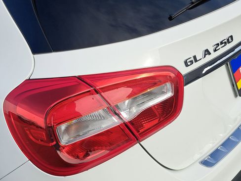 Used 2019 Mercedes-Benz GLA 250 image 38