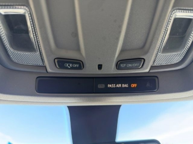 Used 2021 GMC Sierra 1500 4x4 Crew Cab w/ Trailering Package image 28