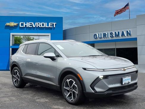 New 2026 Chevrolet Equinox EV LT image 1