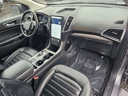 Used 2024 Ford Edge SEL image 16