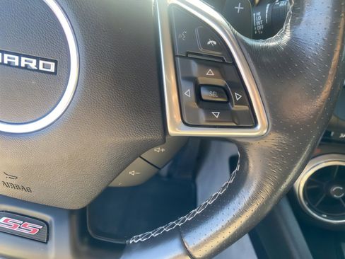 Used 2018 Chevrolet Camaro SS image 15