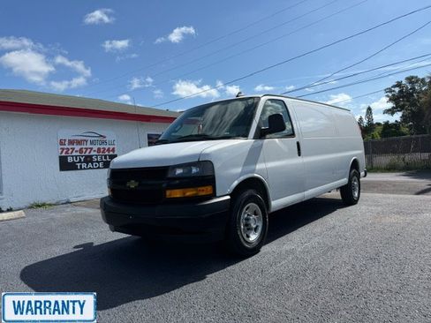 Used 2019 Chevrolet Express 2500 Extended RWD image 1