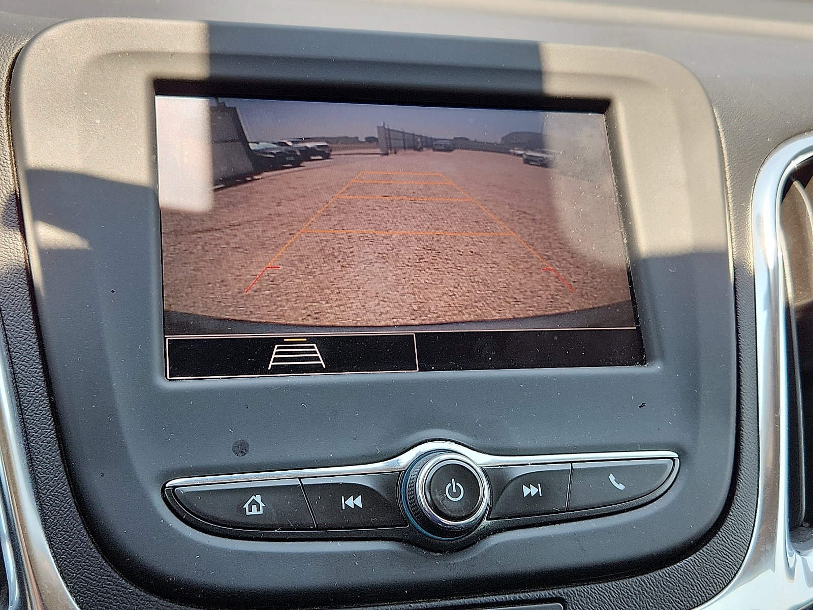 Used 2023 Chevrolet Equinox LT w/ Driver Convenience Package FWD image 16