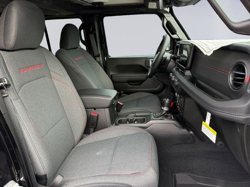 New 2025 Jeep Wrangler Unlimited Rubicon w/ Steel Bumper Group image 19