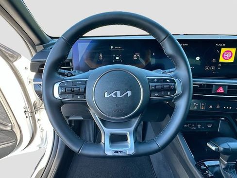 Used 2025 Kia K5 GT-Line image 11