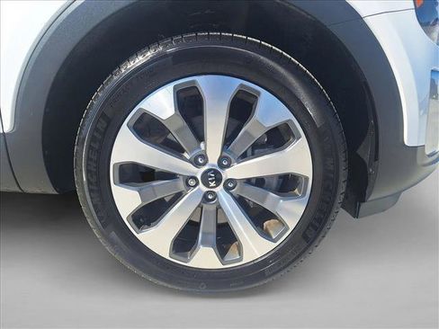 Used 2020 Kia Telluride EX w/ EX Premium Package image 21