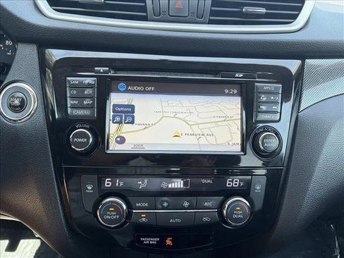 Used 2015 Nissan Rogue SL w/ SL Premium Package AWD/4WD image 9