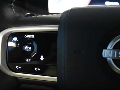 New 2025 Nissan Armada SL w/ Captain's Chari Seat Package image 7