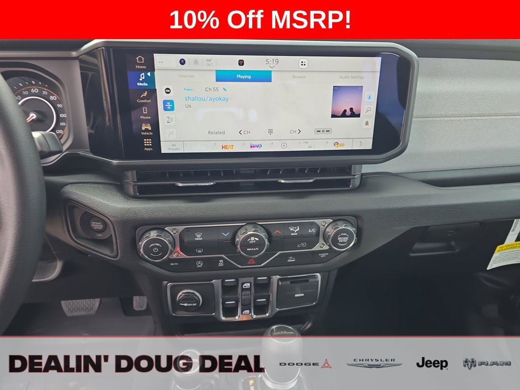 New 2026 Jeep Gladiator Sport AWD/4WD image 18
