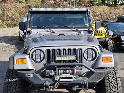 Used 2000 Jeep Wrangler Sport image 4