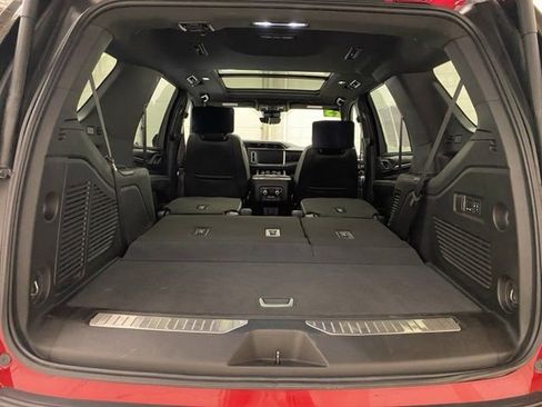 Used 2023 GMC Yukon Denali AWD/4WD image 27