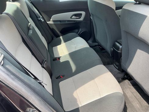 Used 2012 Chevrolet Cruze LS w/ Connectivity Package FWD image 12