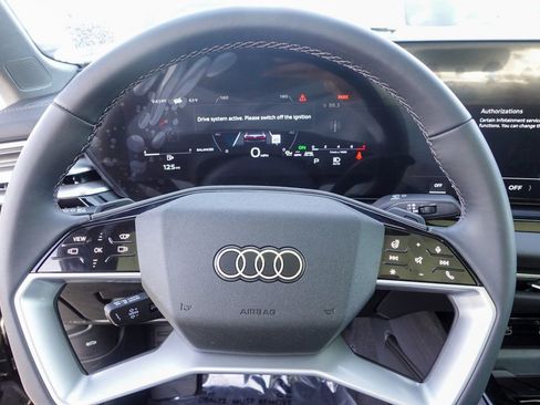 Used 2025 Audi A5 2.0T Premium Plus w/ Premium Plus image 12