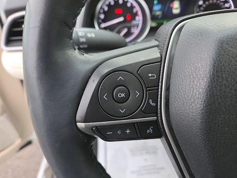 Used 2023 Toyota Camry XLE image 25