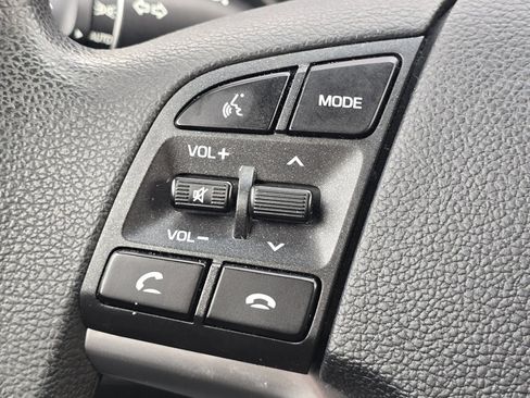 Used 2021 Hyundai Tucson SE AWD/4WD image 32