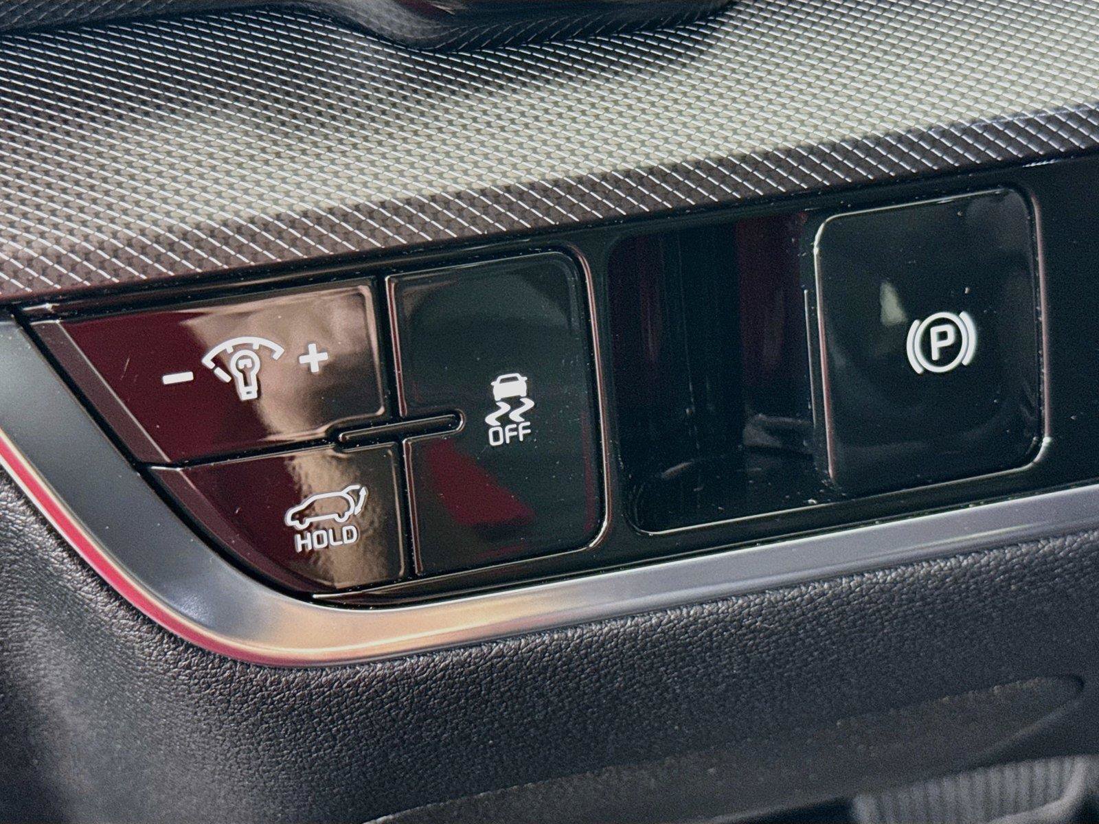 Used 2025 Kia Sportage SX FWD image 14