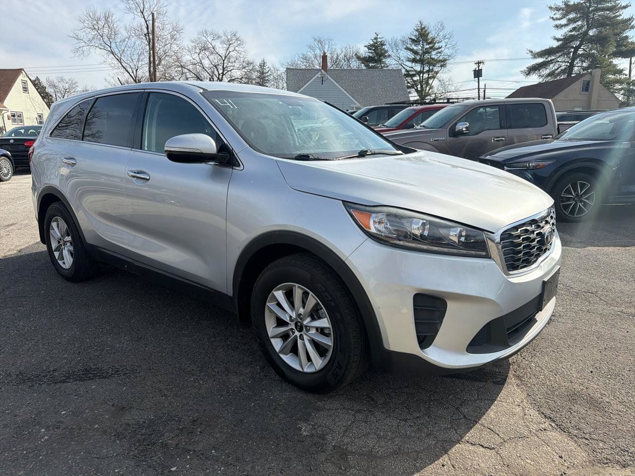 Used 2019 Kia Sorento FWD image 3