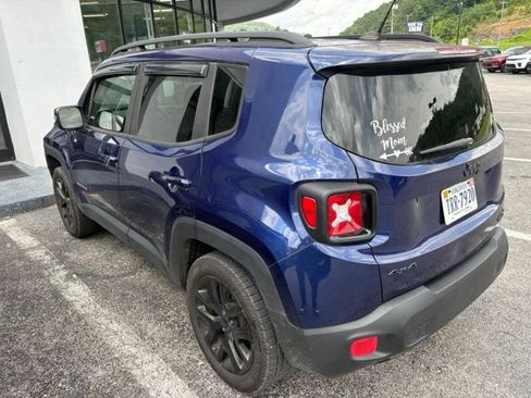 Used 2017 Jeep Renegade Altitude AWD/4WD image 2