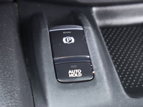 Used 2020 Nissan Rogue SV w/ Premium Package FWD image 25