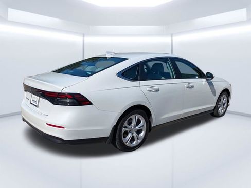 Used 2024 Honda Accord LX image 4