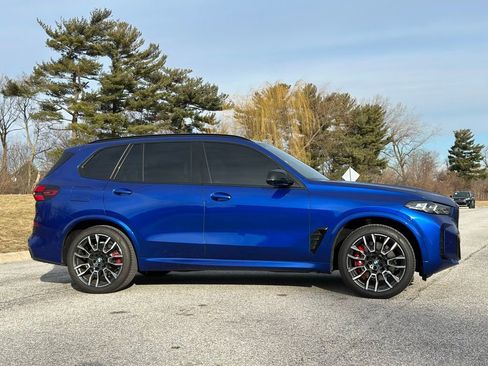 Used 2025 BMW X5 M60i w/ Executive Package image 8
