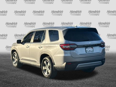 Used 2023 Honda Pilot EX-L image 11