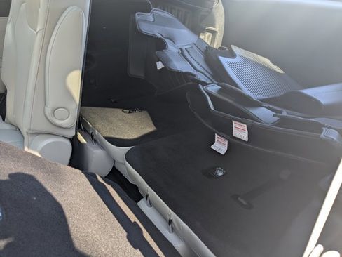 Used 2022 Kia Sorento X-Line EX image 11