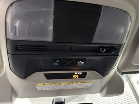 Used 2021 Subaru Crosstrek 2.0i AWD/4WD image 19
