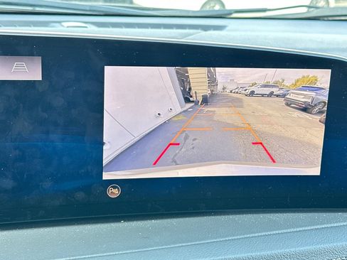 Used 2024 Cadillac XT4 Premium Luxury image 25