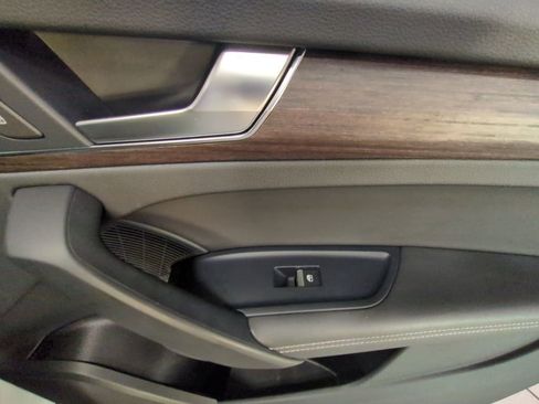 Used 2024 Audi Q5 2.0T Premium Plus image 23