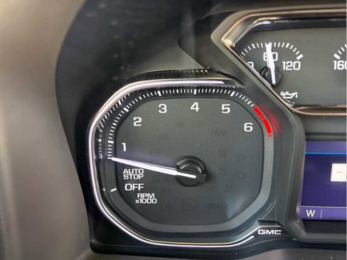 Used 2019 GMC Sierra 1500 SLT w/ SLT Premium Plus Package image 28