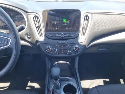 Used 2024 Chevrolet Malibu LT FWD image 16