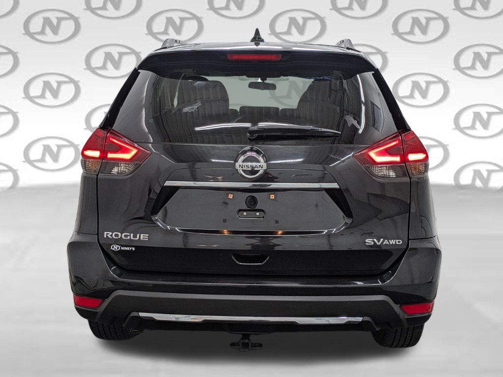 Used 2017 Nissan Rogue SV AWD/4WD image 15