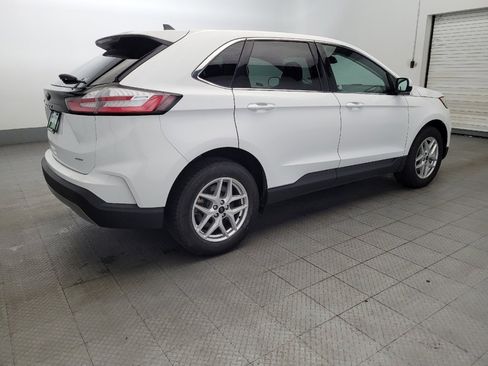 Used 2024 Ford Edge SEL image 10