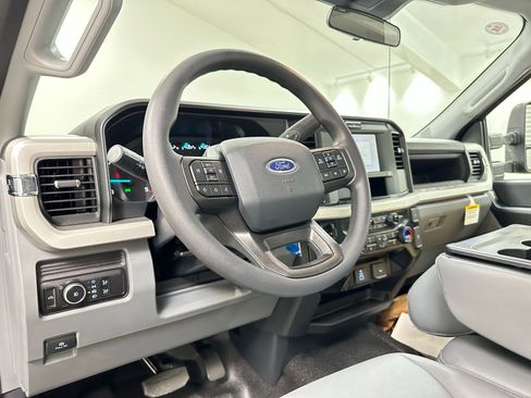 New 2025 Ford F350 XL w/ XL Chrome Package AWD/4WD image 12