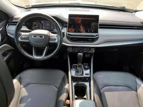Certified 2022 Jeep Compass Limited w/ Sun and Sound Group AWD/4WD image 13