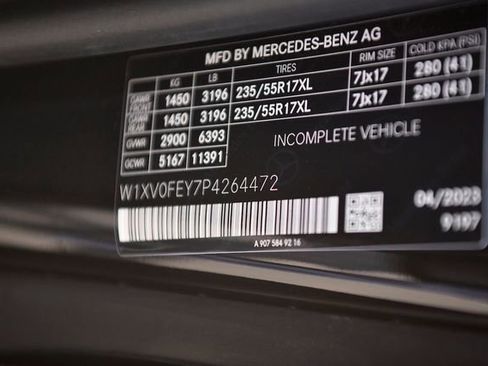 Used 2023 Mercedes-Benz Metris Passenger image 52
