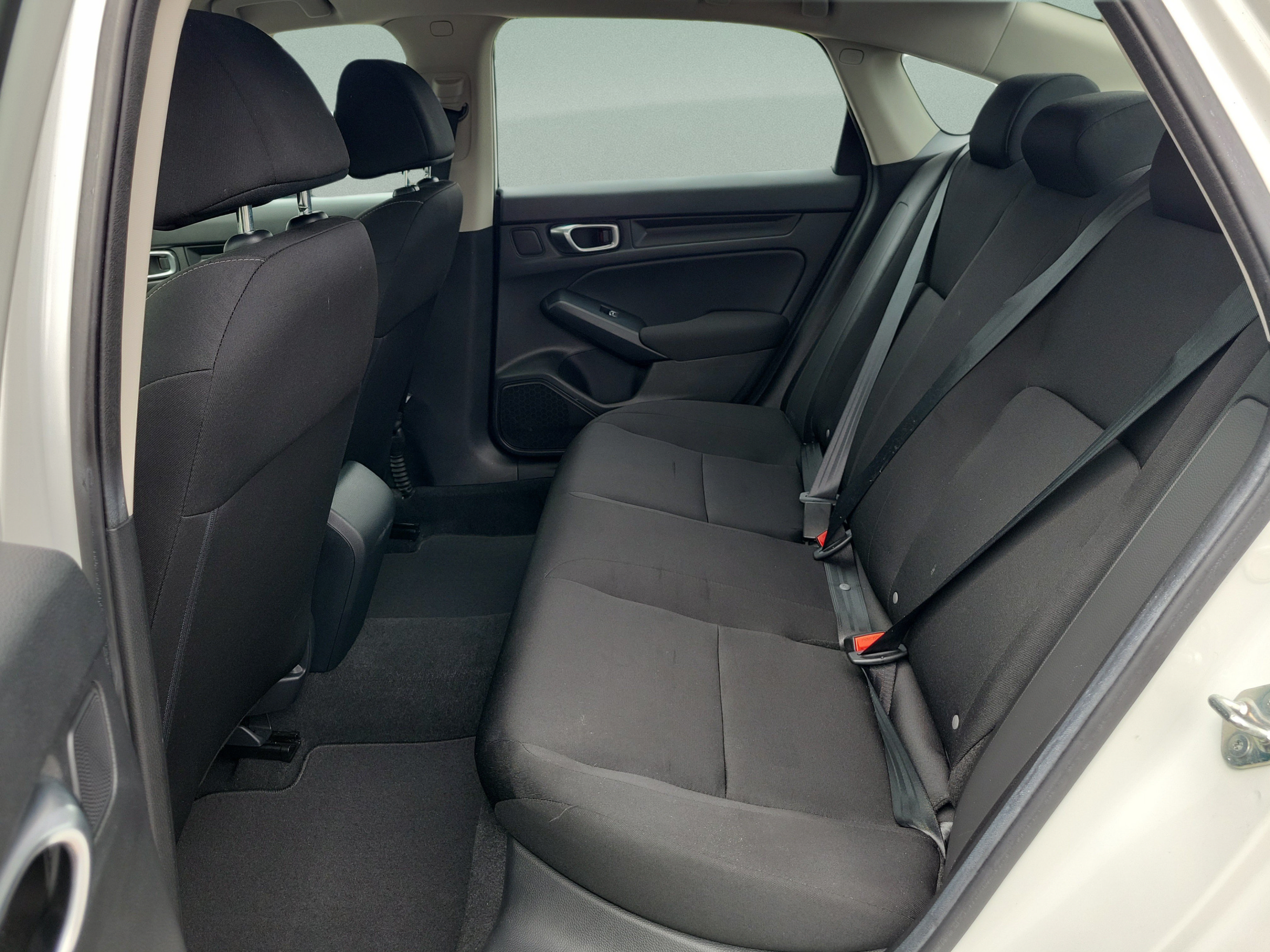 Used 2024 Honda Civic LX image 9